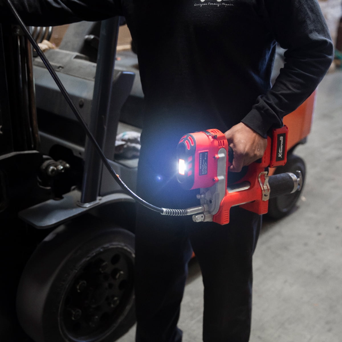 XtremepowerUS 20V Cordless Grease Gun Kit, Brushless, 47” Long Hose, 10,000 PSI, Variable Speed Triggers, With Battery & Charger