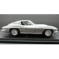 thumbnail image 5 of 1:18 1965 Chevy Corvette, 5 of 9