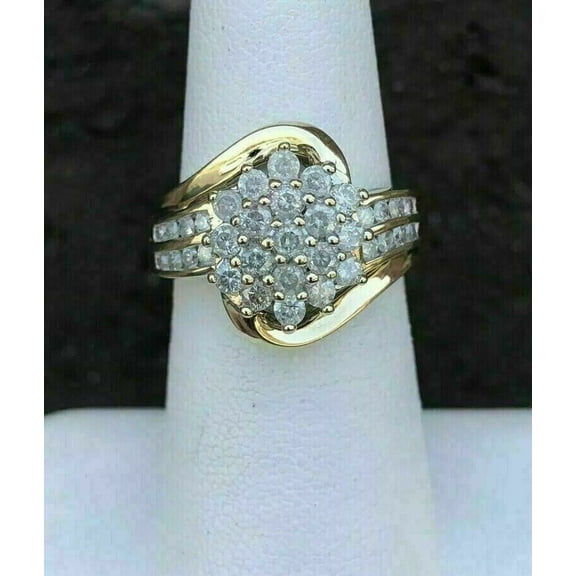 2.70 Ct Round Cut White Diamond Cluster Wedding Ring 14k Yellow Gold Plated