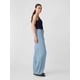 thumbnail image 2 of Pantalones GAP Easy Indigo Chambray para mujer, talla 18, 2 of 3