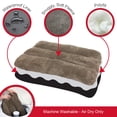 thumbnail image 3 of Cama impermeable para mascotas SportPet Designs para caseta de plástico, 3 of 6