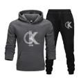thumbnail image 4 of CK-Conjunto de sudaderas con capucha y pantalones con estampado de tendencia para hombre y mujer, chándales informales, conjunto de ropa deportiva, simplicidad relajada informal, talla grande, 4 of 4