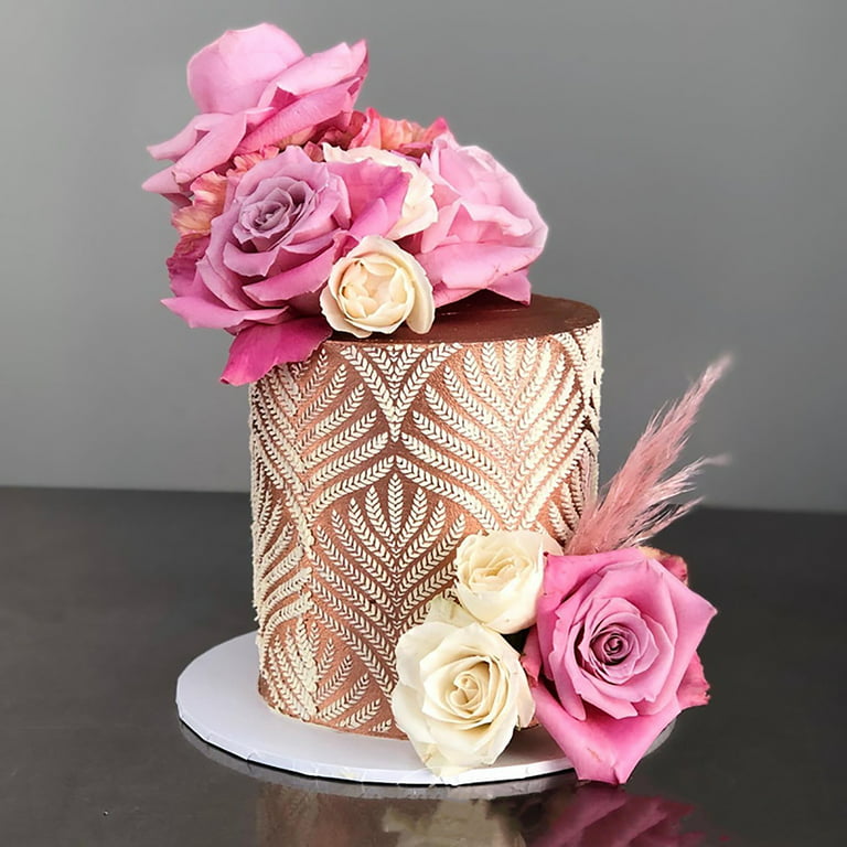 How to make a cake stand with rose gold spray paint - Pintyplus