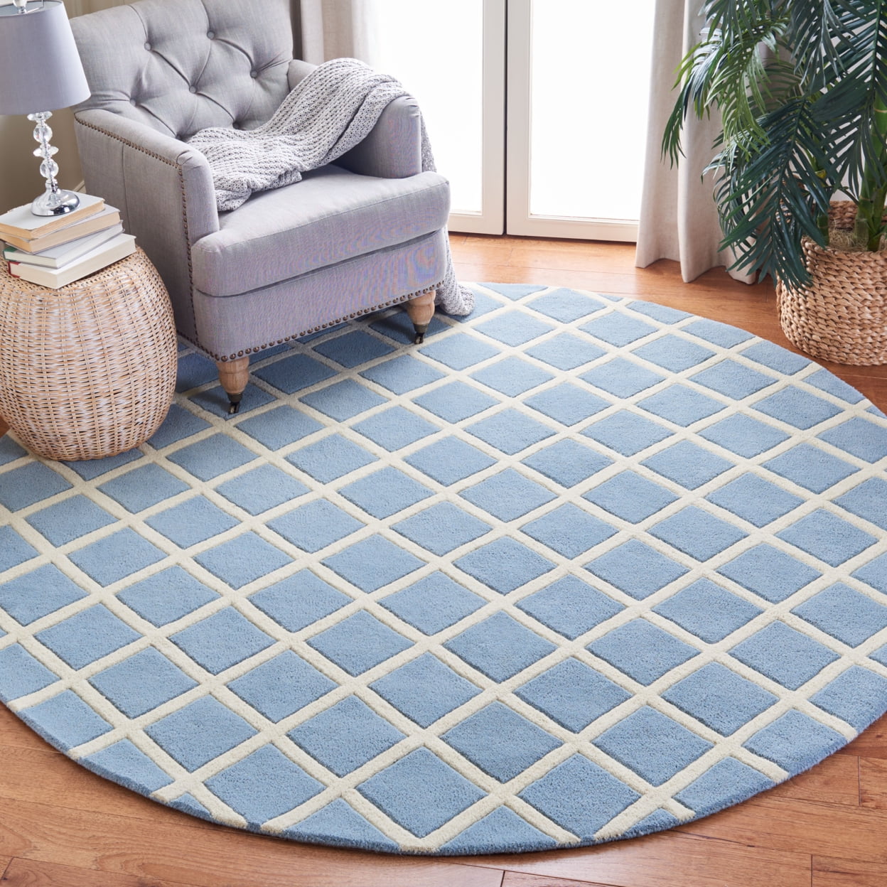 SAFAVIEH Chatham Jahn Geometric Diamonds Wool Area Rug, Blue/Ivory, 7' x 7' Square