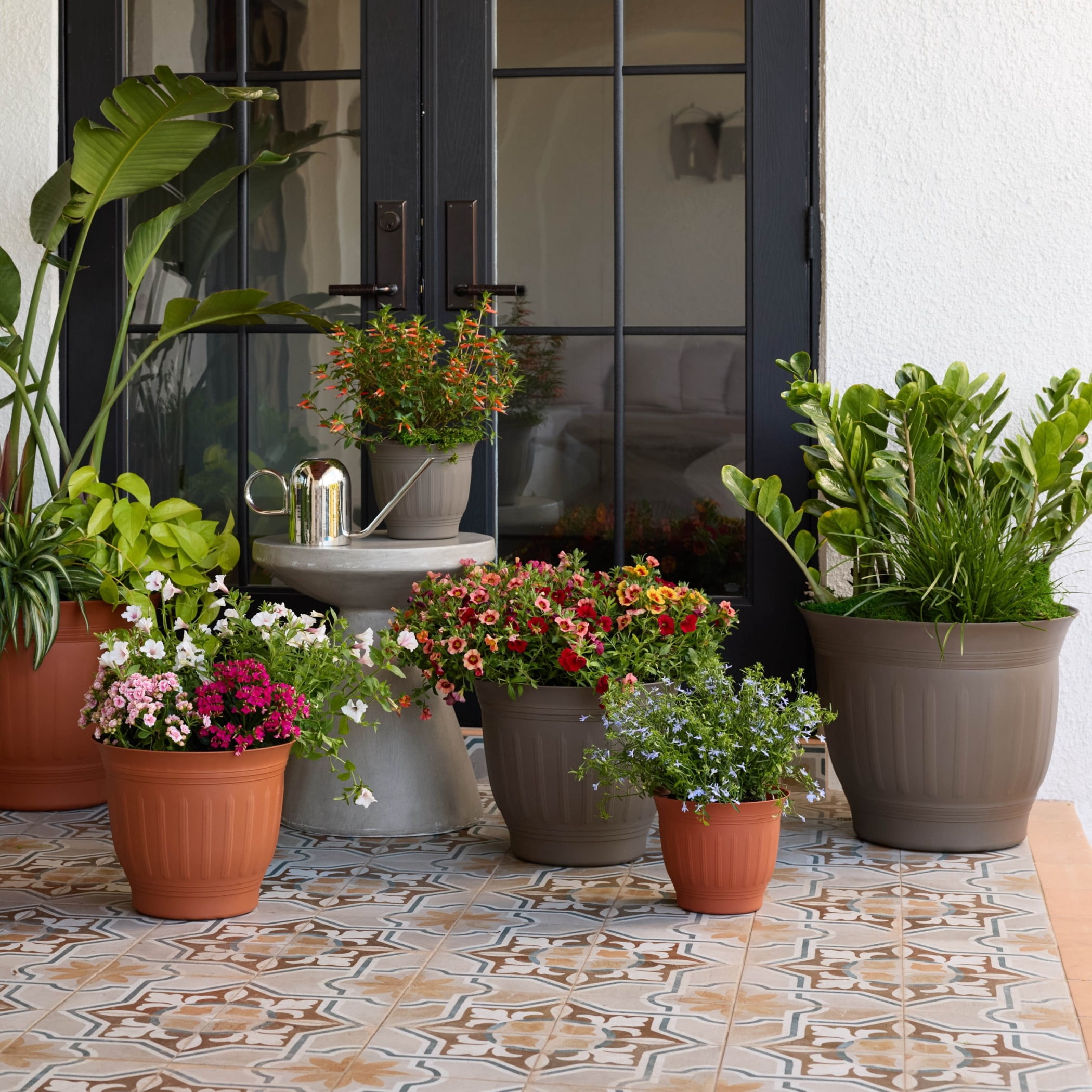 Bloem Colonnade 16" Round Plastic Planter, Indoor/Outdoor Garden Pot with Embossing, Peppercorn