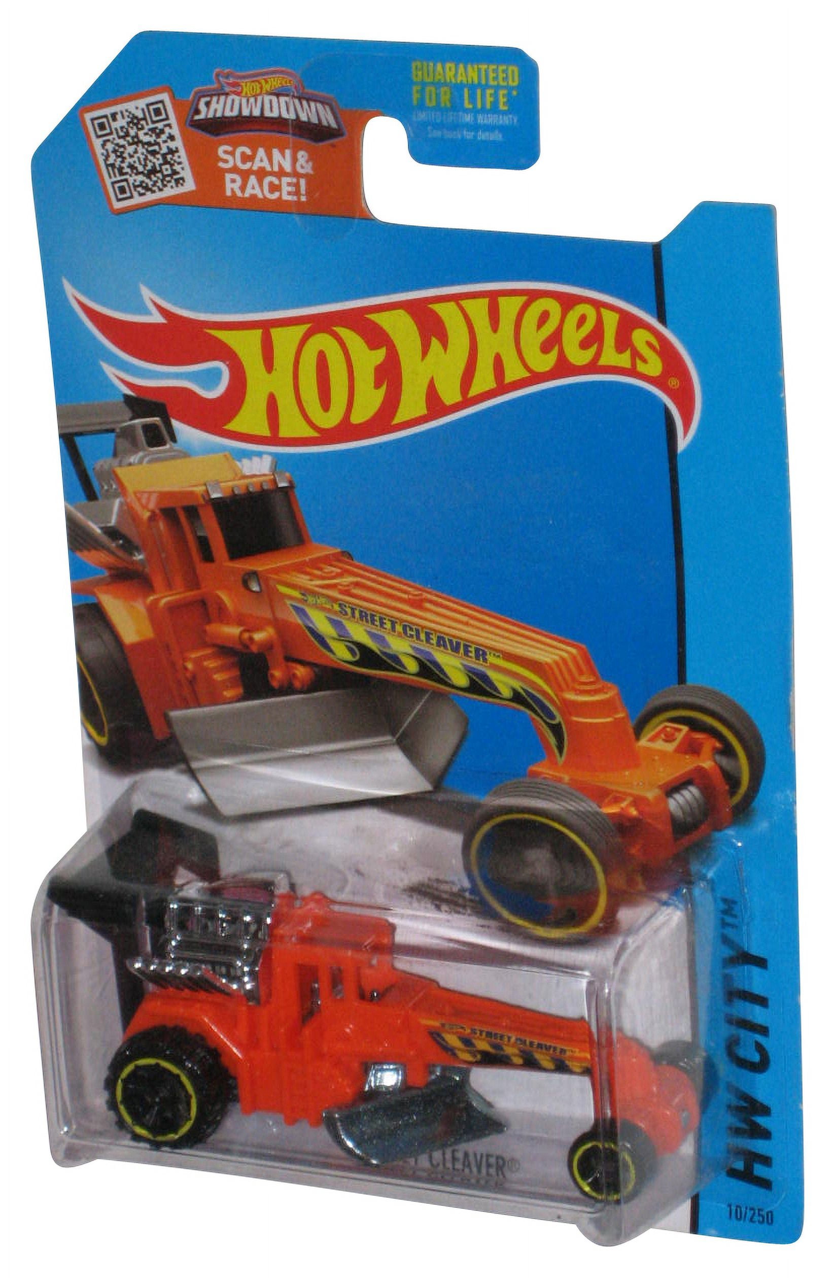 Hot Wheels HW City (2013) Orange Ollie Rocket Showdown Short Card