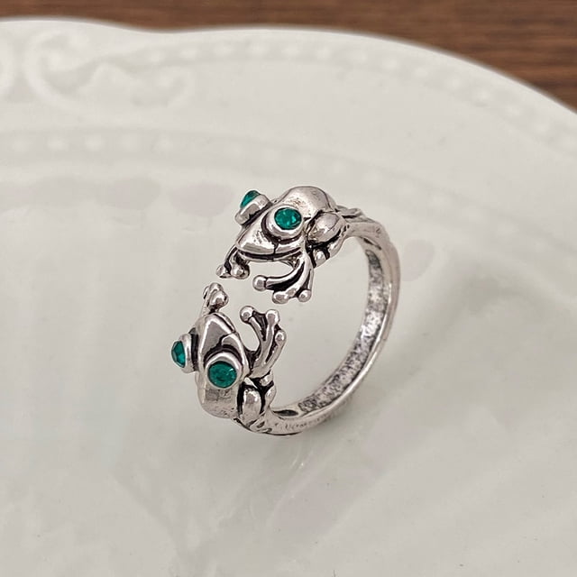 Personalized fashion frog ring ins niche retro old animal ring jewelry ring Couple jewelry Valentine's Day gift