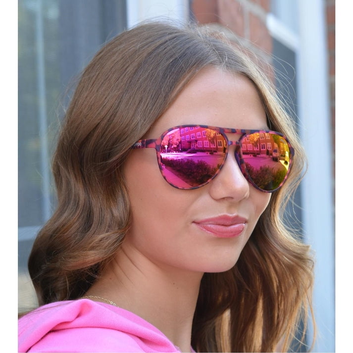 Polarized Aviator Sunglasses for Women Men Retro Trendy Sports Sunglasses for Outdoor UV400 Protection