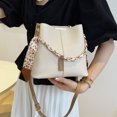 thumbnail image 3 of Bolso de cubo de gran capacidad, bolso de PU, bolso de mensajero de moda, bolso de hombro de viaje de ocio de nicho, 3 of 5
