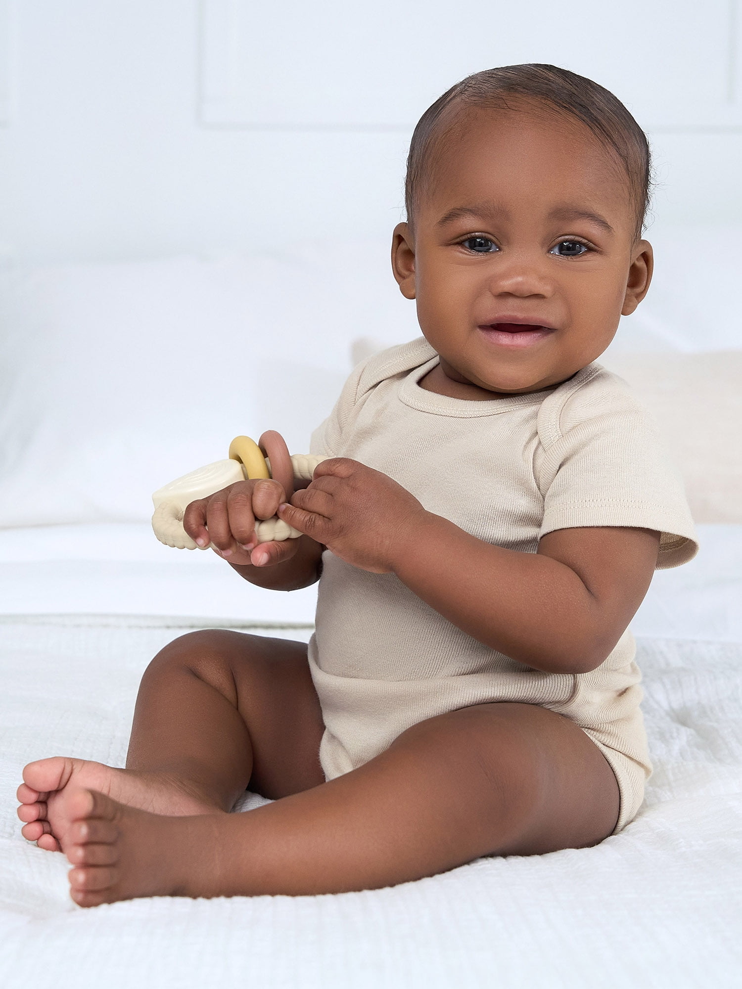 Gerber Baby Boy or Girl Neutral Short Sleeve Cotton Onesies, 4-Pack, Newborn - 24 Months