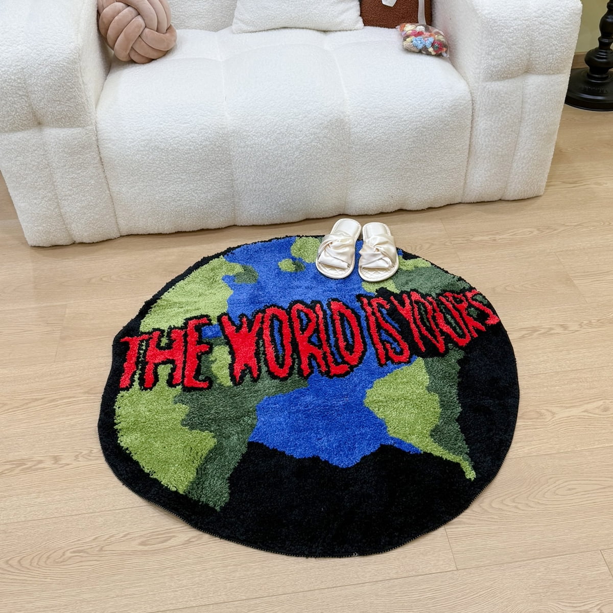LAKEA Trendy The World Is Yours' Globe Tufted Rug Round Fluffy Shaggy Carpet Black Blue Green Red Non-Slip Absorbent Bath Mat Living