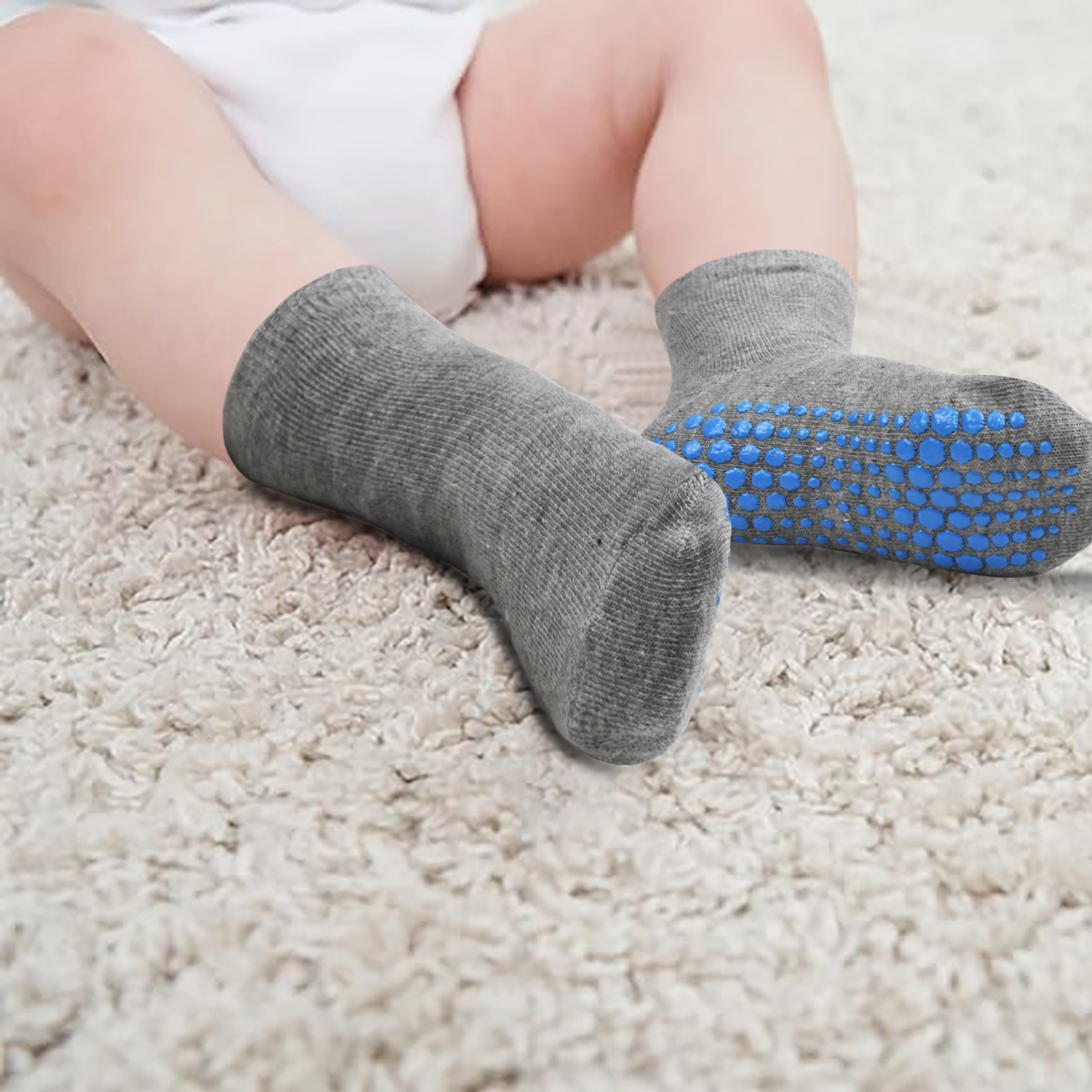 Skibeaut Non-Slip Grip Socks 12-Pair Pack photo 3