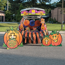 Fun Express Christian Pumpkin Trunk-or-Treat Decorating Kit, Multicolor 35 Pieces