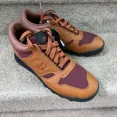 thumbnail image 1 of New Balance Vibram Rainier Men's Low Brown Red Hiking Leather Shoes Size 8.5, 1 of 6
