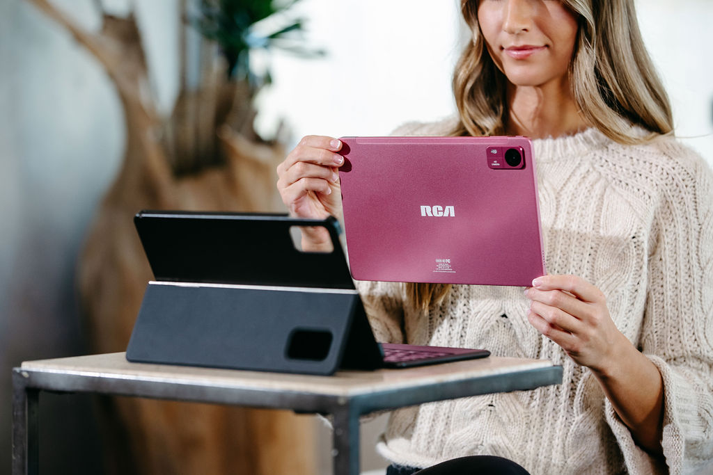 RCA 10” Tablet 4GB Memory 64GB Storage, Android 14, Keyboard Included - Pink