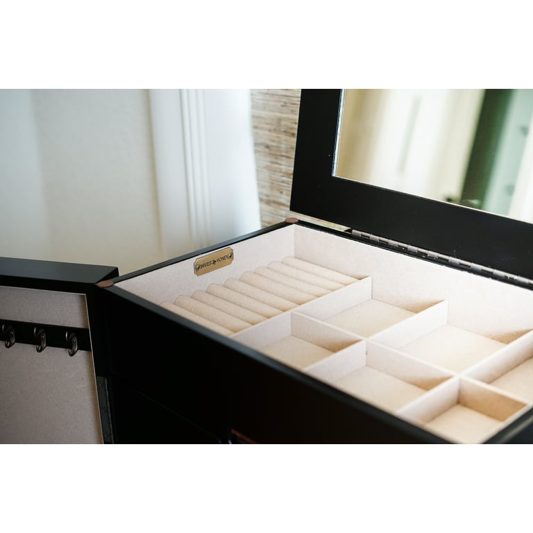 Fully locking 2024 jewelry box