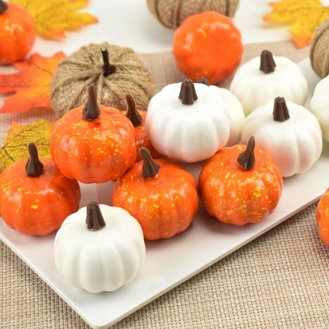 22PCS Simulation Réaliste Artificielle Citrouilles Mélangées Fausses Citrouilles avec de Fausses Feuilles d'Érable Festival L'action de Grâce Automne Récolte Décoration à la Maison