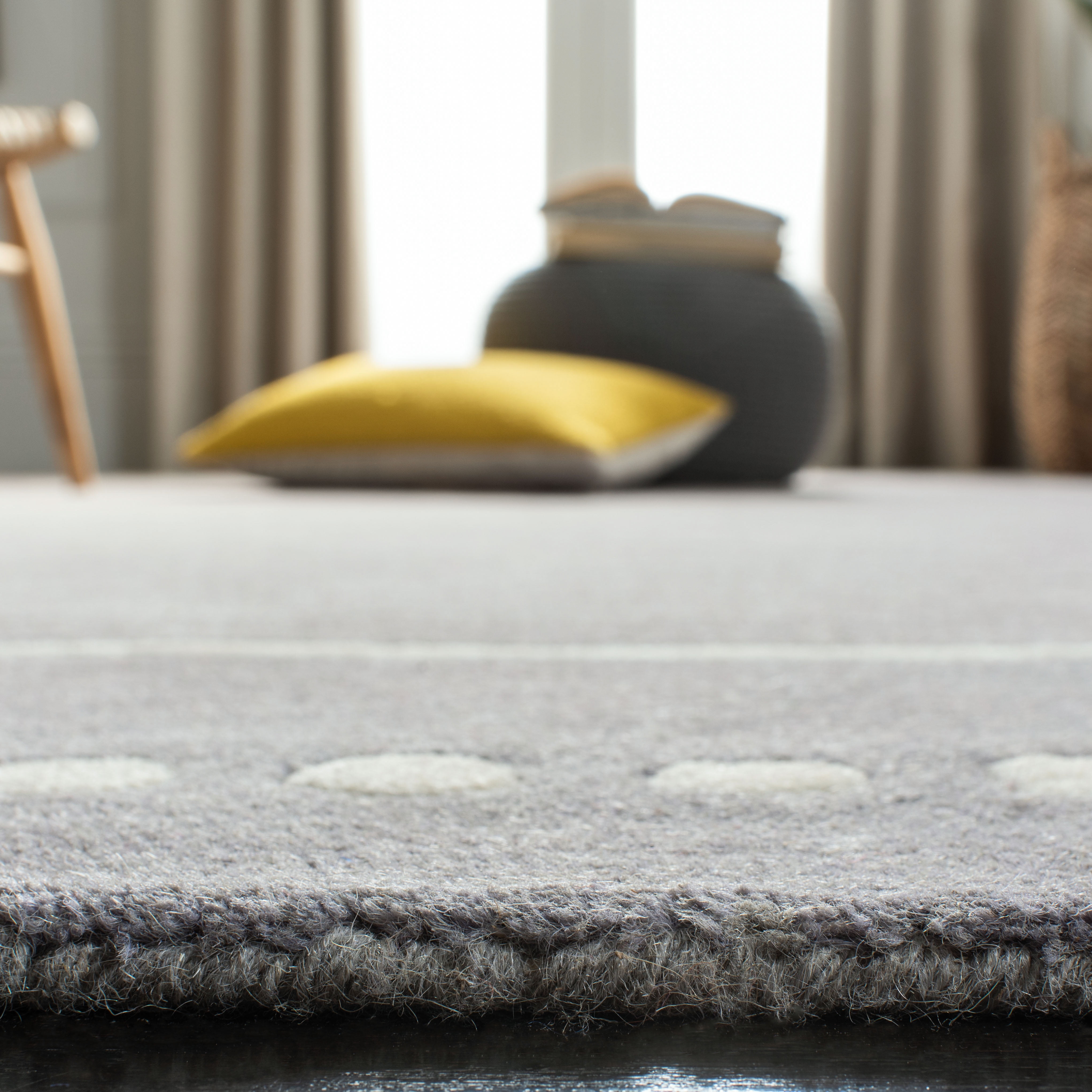 SAFAVIEH Bella Danita Bordered Wool Runner Rug, Silver/Ivory, 2'3" x 15'