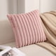 thumbnail image 1 of Funda de almohada navideña con borde, funda de cojín decorativa de felpa | Funda de cojín festiva para las fiestas | Tejido suave y acogedor con cremallera oculta, 1 of 6