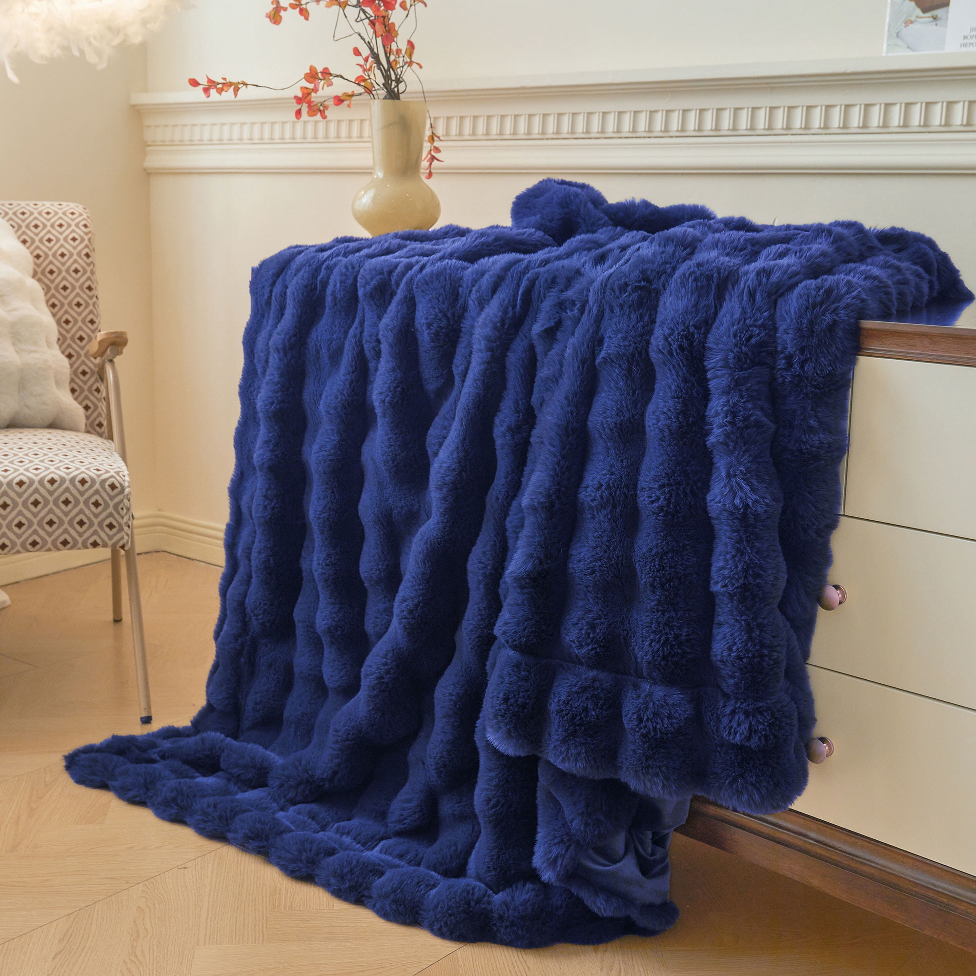 LIFEREVO Fluffy Faux Rabbit Fur Bubble Blanket, Plush Shaggy Throw for Couch Sofa, Cozy Comfy Furry Bed Blanket Adults Kids Teens Girls, Royal Fuzzy Throw for Bedroom Living Room 60x90, Navy Blue