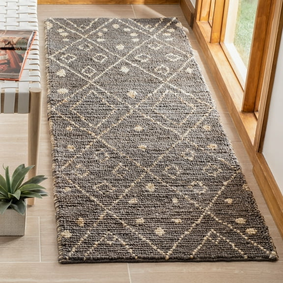 SAFAVIEH Bohemian Kiaran Geometric Runner Rug, Gray/White, 2'6" x 8'