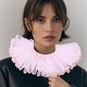 thumbnail image 4 of Cuello falso de tul fruncido rosa, estilo retro victoriano, renacentista, Dickens, medieval, con cordones desmontables, gorguera plisada, capa de organza transparente, cuello de payaso., 4 of 9