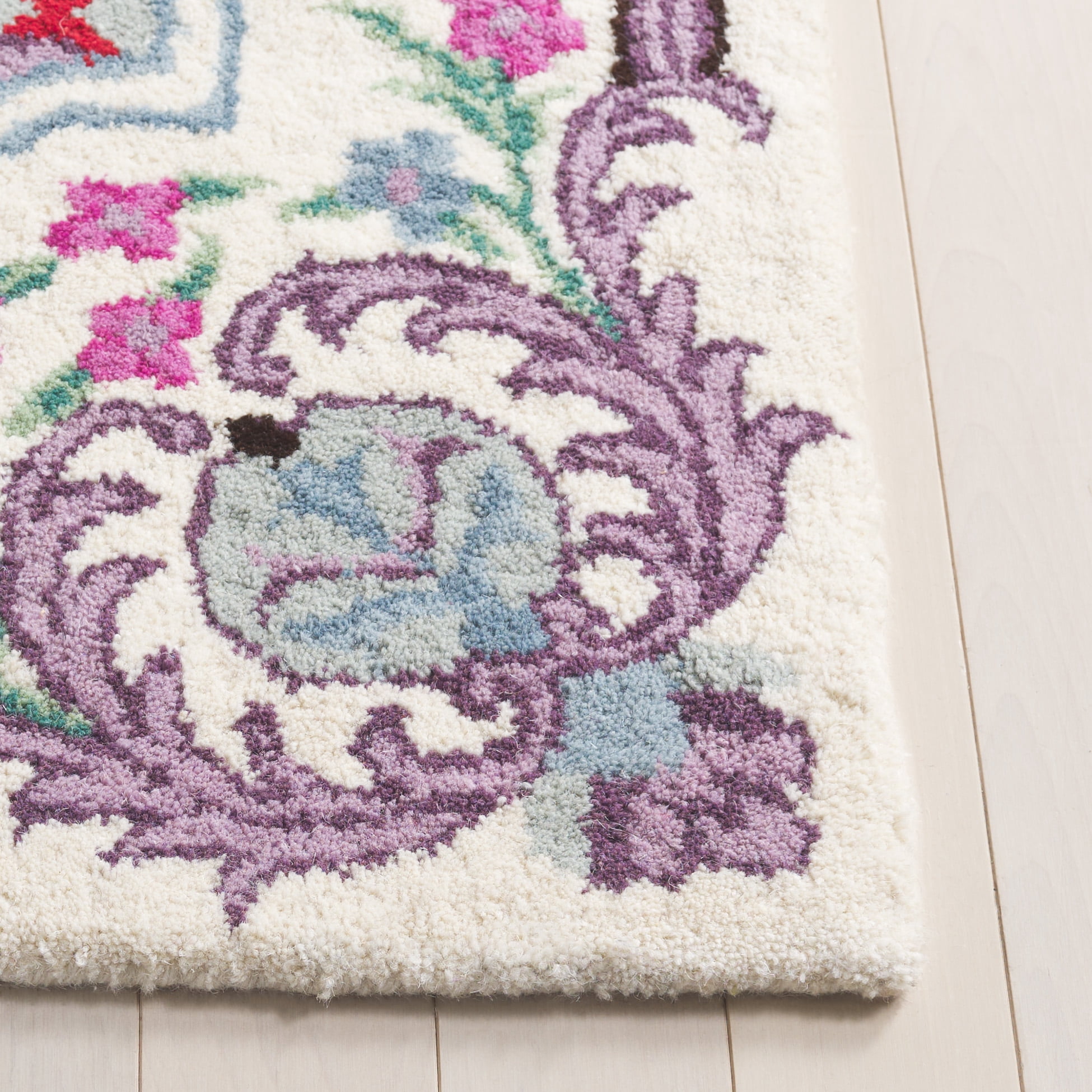 SAFAVIEH Bellagio Chandler Floral Wool Area Rug, Ivory, 2' x 3'