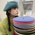 thumbnail image 2 of Boinas de lana para mujer, estilo de artista francés, gorro de invierno cálido, boina Retro lisa, Color sólido, gorras elegantes de otoño a juego para mujer Gao Jinjia LED, 2 of 2