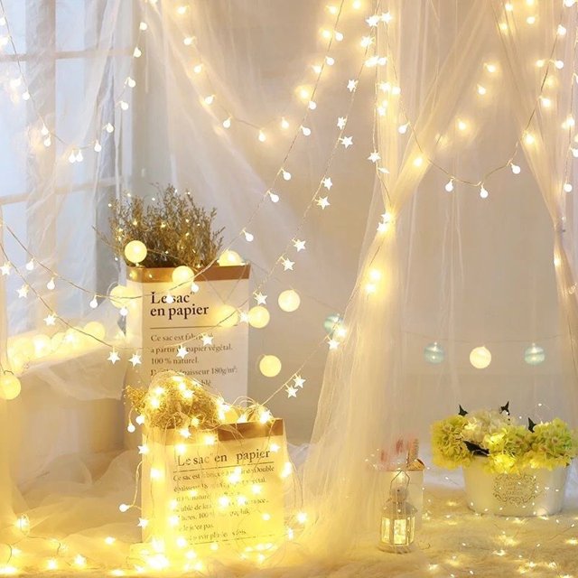Puesto de luces LED pequeñas, luces de cadena, luces de bola, luces de estrellas, decoraciones navideñas, diseño de luces, luces de destello