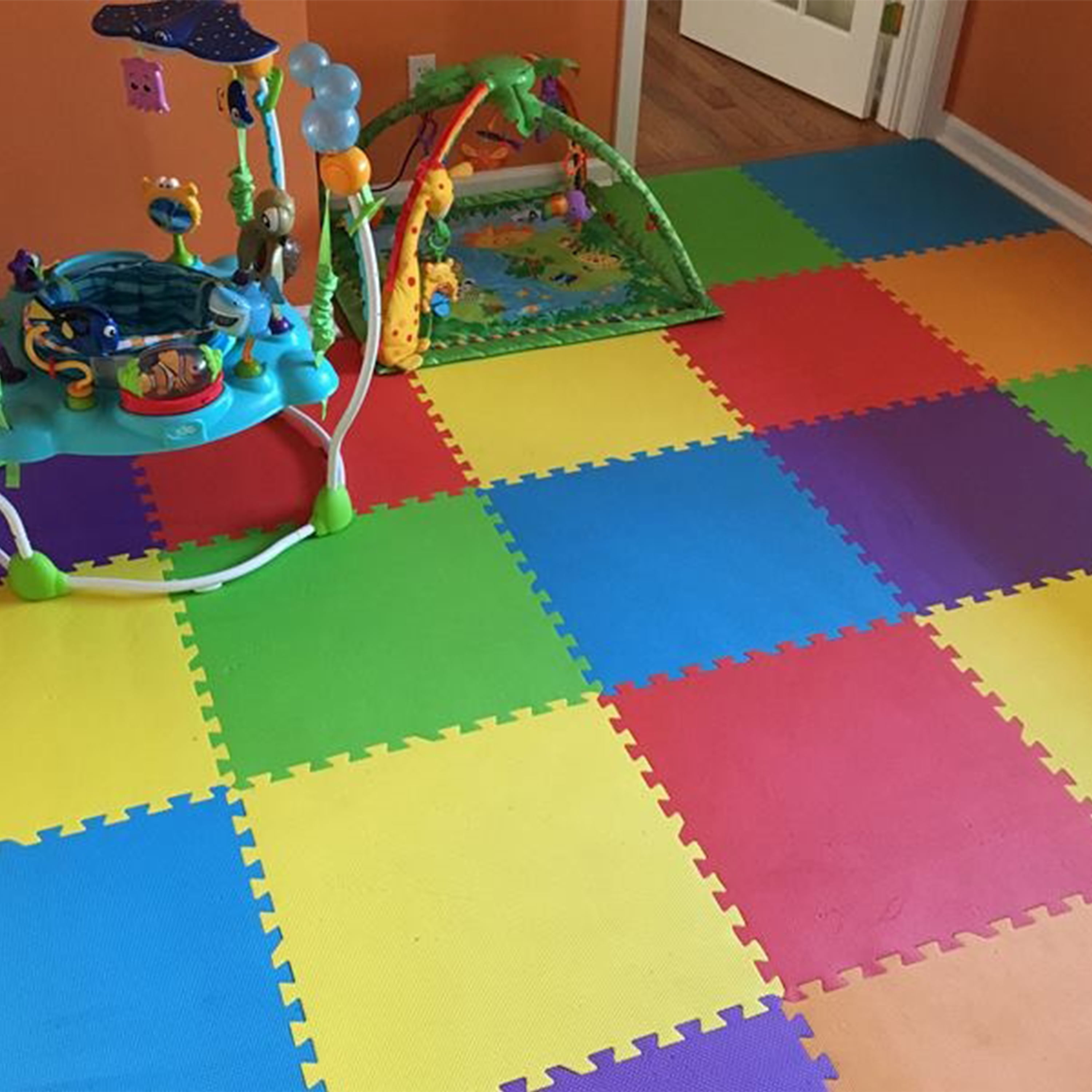 FlooringInc Rainbow Colored Foam Tile Playmats 2ft x 2ft Children's  Portable Soft Flooring, 6 Tile Pack