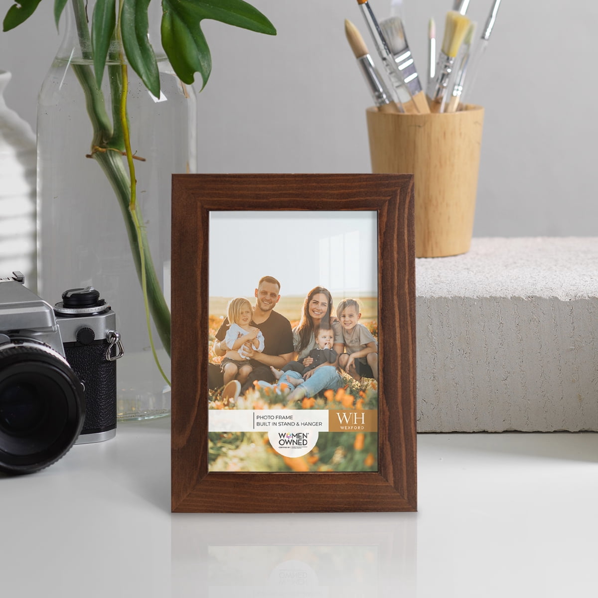 Woodgrain 4 in. x 6 in. Chestnut Picture Frame