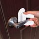 thumbnail image 4 of Cerradura de seguridad para niños JAMW 4 Uds manija de puerta antiapertura, 4 of 5
