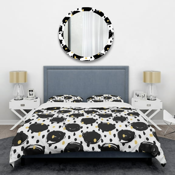 Designart 'Monochrome Geometric Pattern V' Mid-Century Modern Duvet Cover Set
