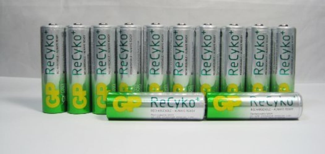 GP Recyko NEW AA Ni-MH Pre-Charged Rechargeable Battery 2000 mAh x 12 batteries