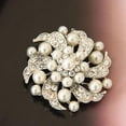 thumbnail image 4 of Joyería de moda Flor de simulación Perla Broche de cristal Alfileres de de imitación Ramo Yinane Broches de la boda de la manera, 4 of 7
