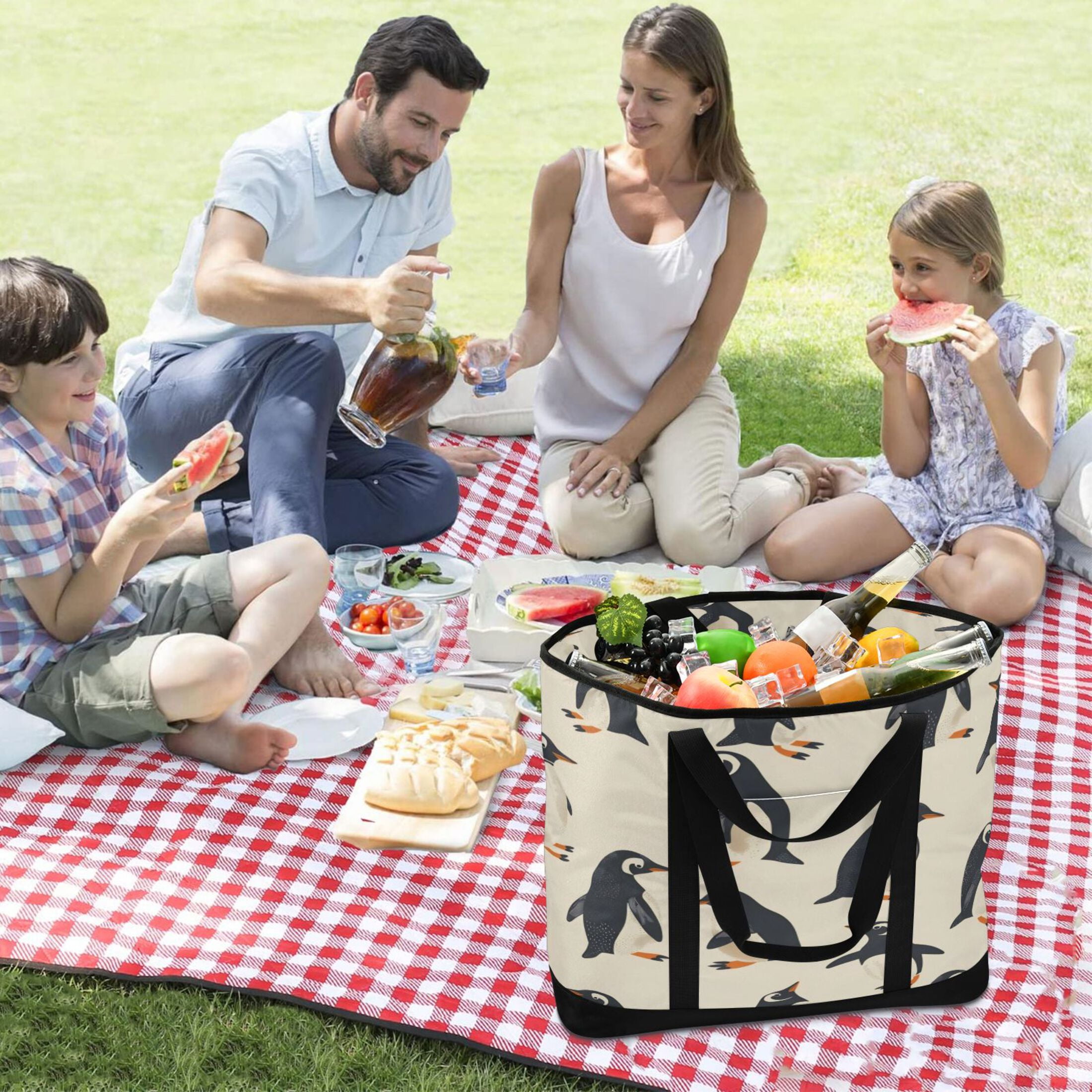 Large Hand-held Ice Pack Picnic Bag Insulation and Refrigeration Suitable for Shopping Picnics and Camping Cute Penguin