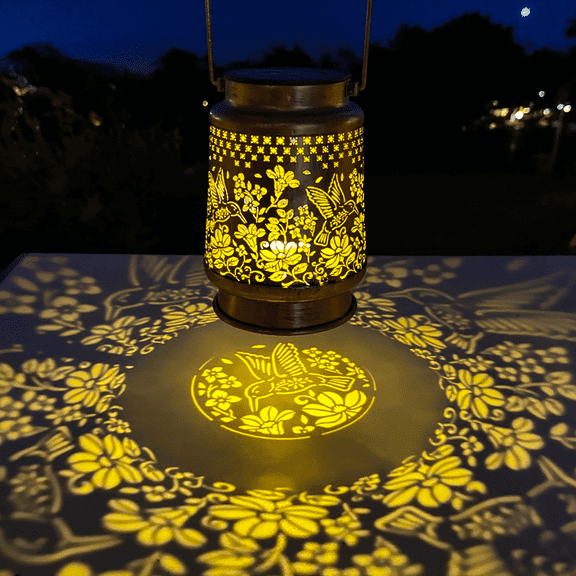 Solar Hanging Lantern Outdoor Waterproof, Metal Garden Lights for Patio Yard Pathway