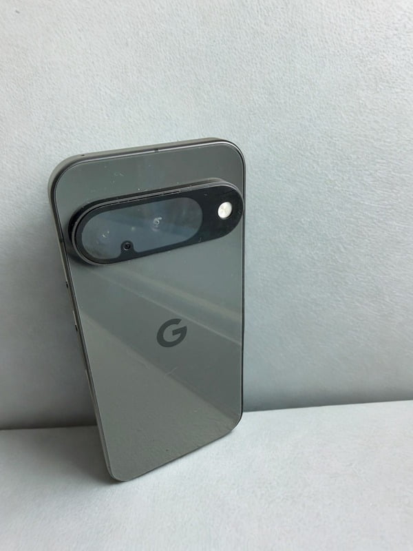 Restored Google Pixel 10 128gb - Unlocked - Obsidian (Refurbished)