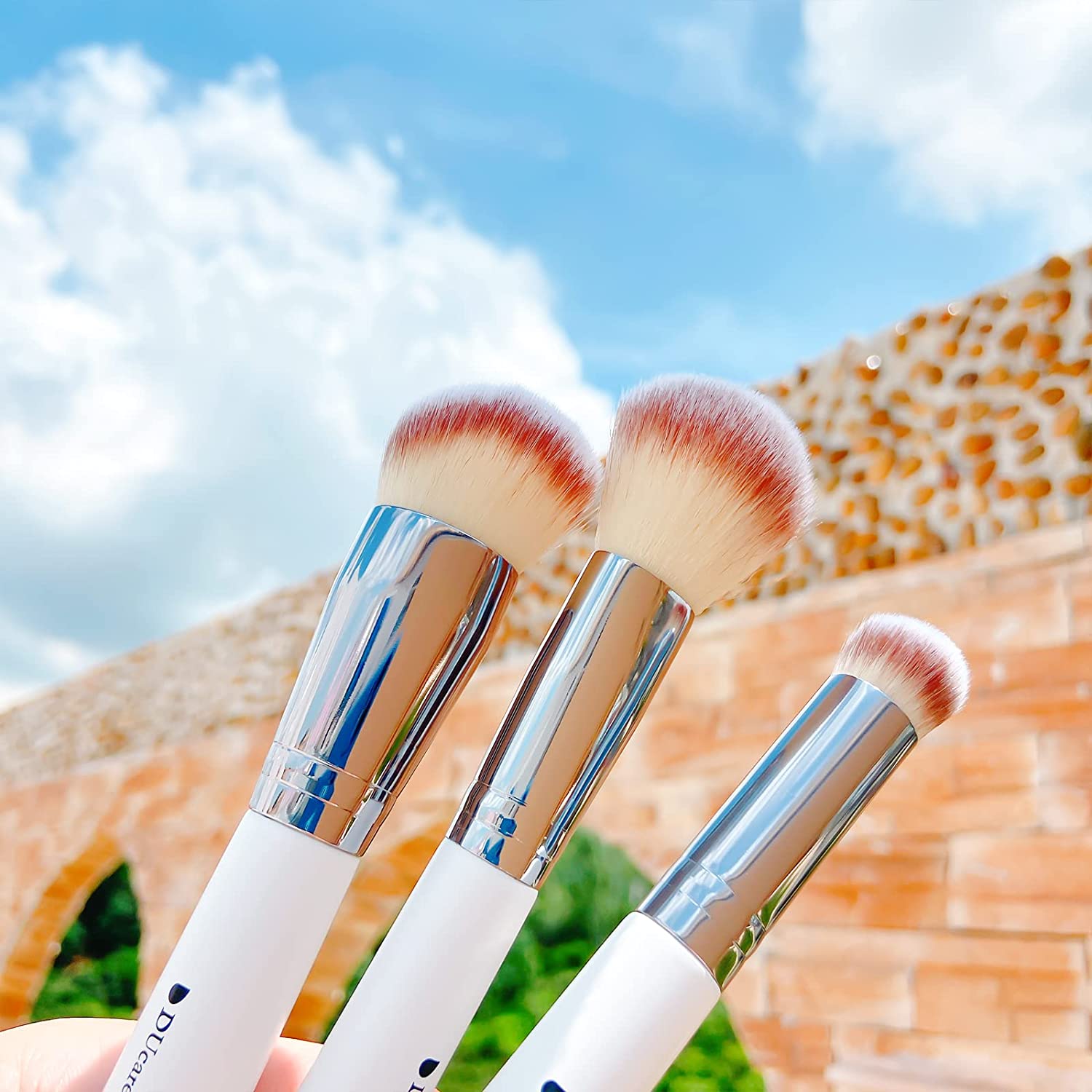 Ducare 3-Piece Makeup Brush Set with Kabuki Brushes, White photo 2