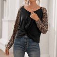 thumbnail image 4 of Top de camiseta informal de manga larga con cuello en V y hombros descubiertos con retazos de leopardo para mujer de otoño e invierno Pompotops FGAJ14226, 4 of 6
