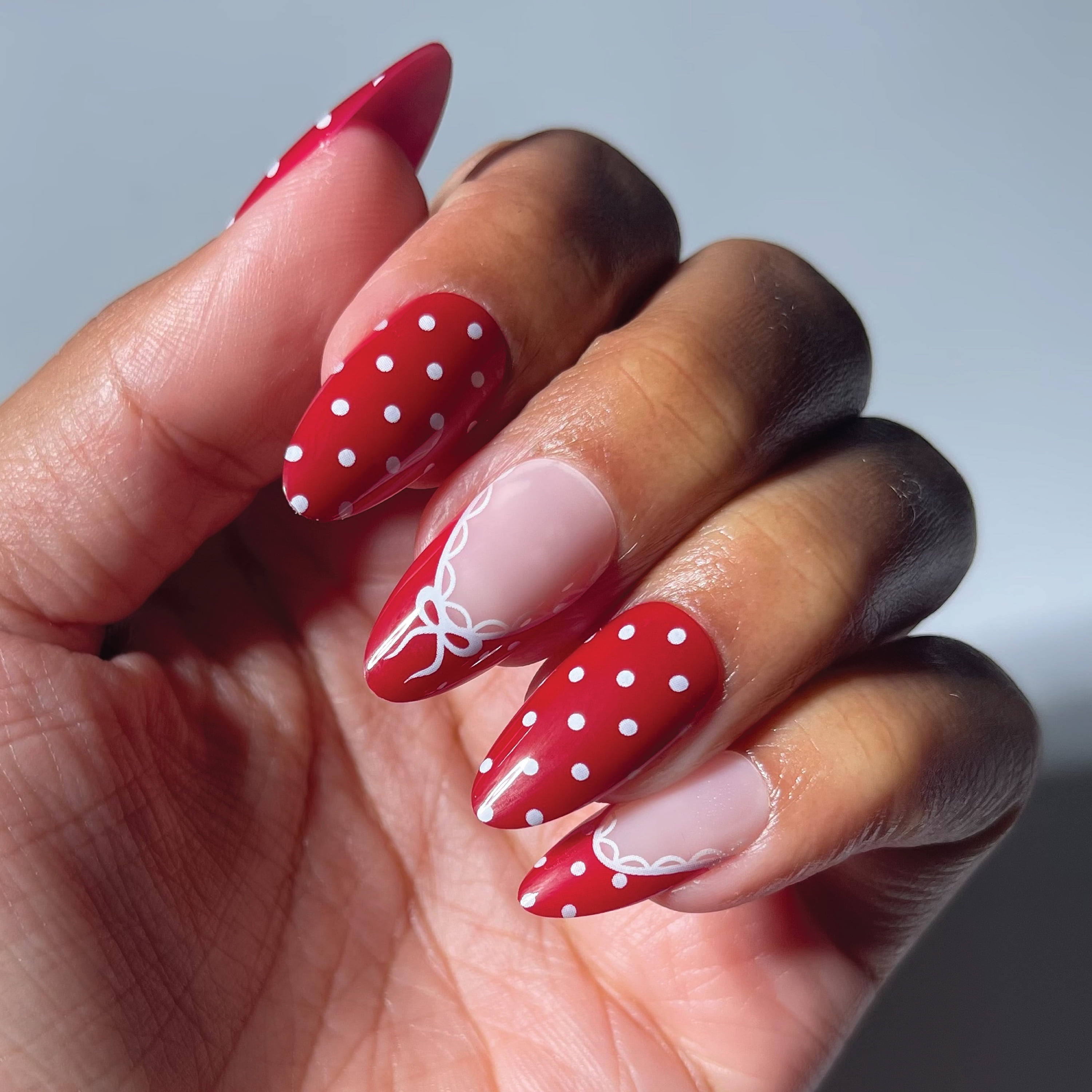 Salon Perfect Artificial Fake Press On Nails, 512 Modern Nostalgia, Polka Dot, Medium Almond, File, Glue and Prep Pad Included, 30 Nails