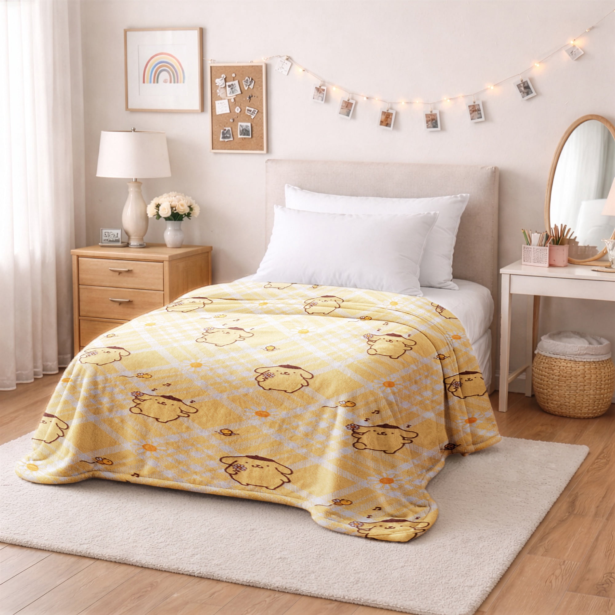 Pompompurin Yellow Gingham Print Fleece Bed Blanket, Twin/Full, Sanrio