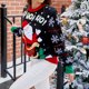 thumbnail image 4 of Suéter de punto acogedor para mujer Abrigos de Papá Noel con estampado de copos de nieve de Navidad ligeros, 4 of 9