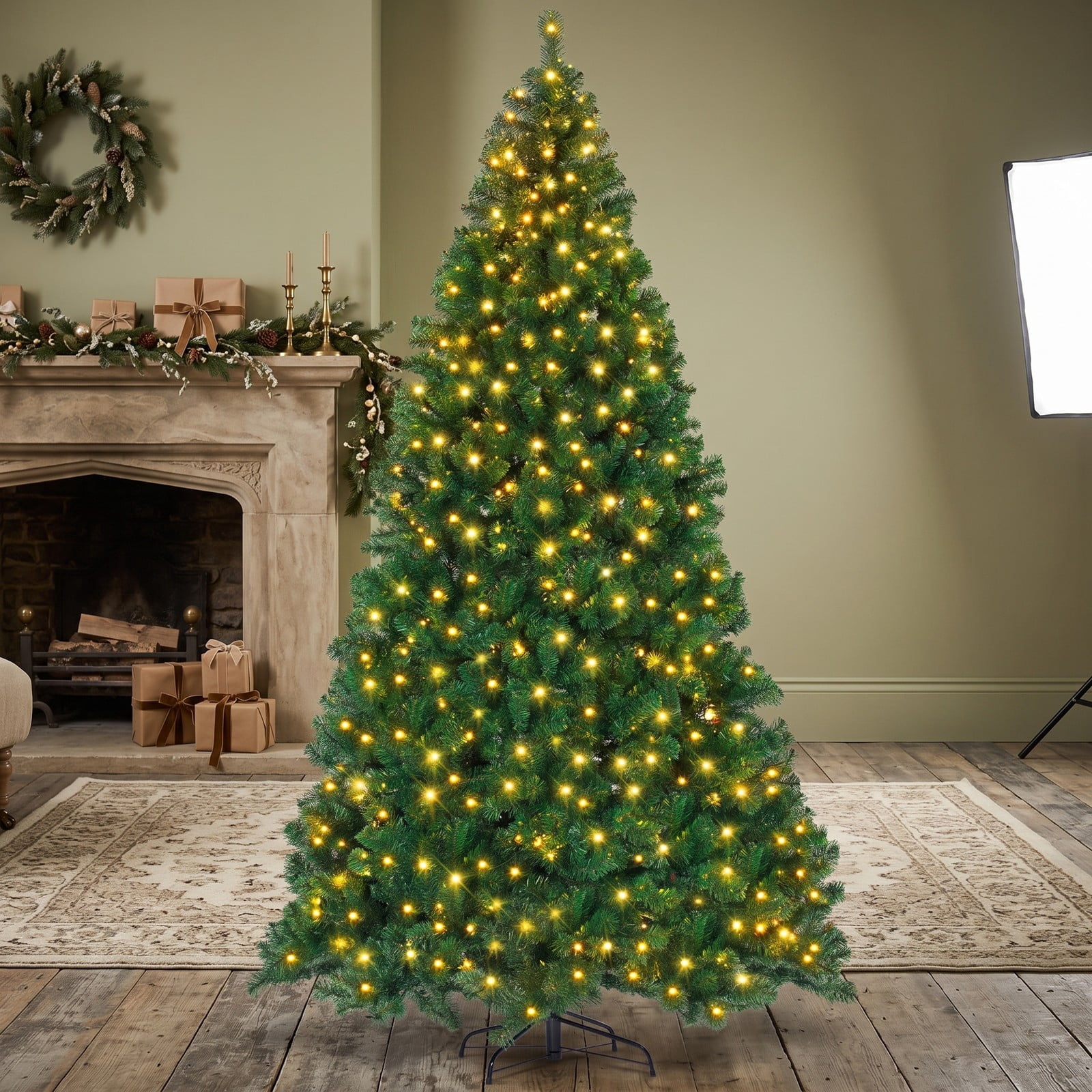 RUIE 9 FT Pre-Lit Artificial Christmas Tree with 700 Warm White LED Lights, 2028 PVC Branch Tips, Hinged Xmas Tree with Metal Stand for Indoor Holiday Home, Green