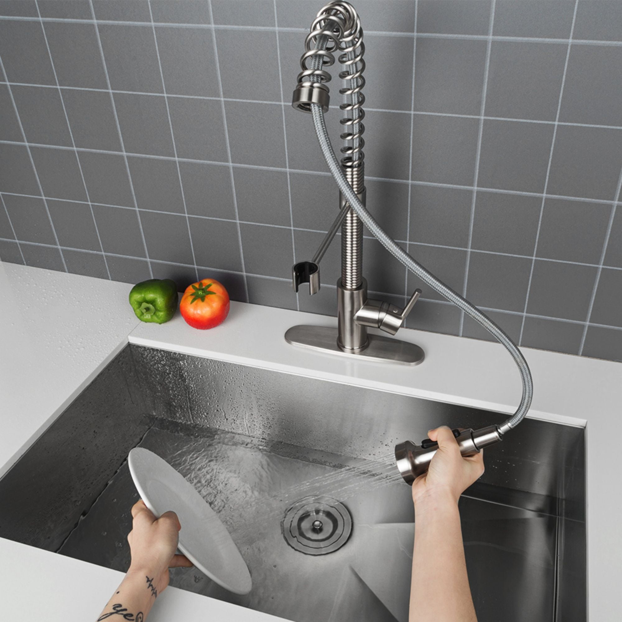 Logmey Kitchen Faucet with Pull Down Sprayer, Brushed Nickel Commercial Spring Kitchen Sink Faucet Single Handle Pull Out Sink Faucets with Deck Plate Suit to 1 or 3 Holes