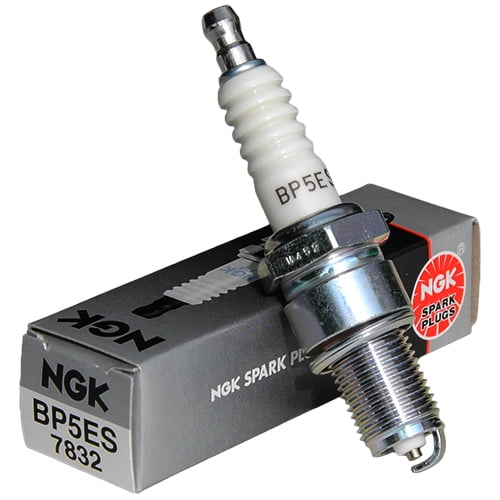 Non Genuine Spark Plug BPR6ES Fits Honda GX110 Engine 6.5hp Water Pump 