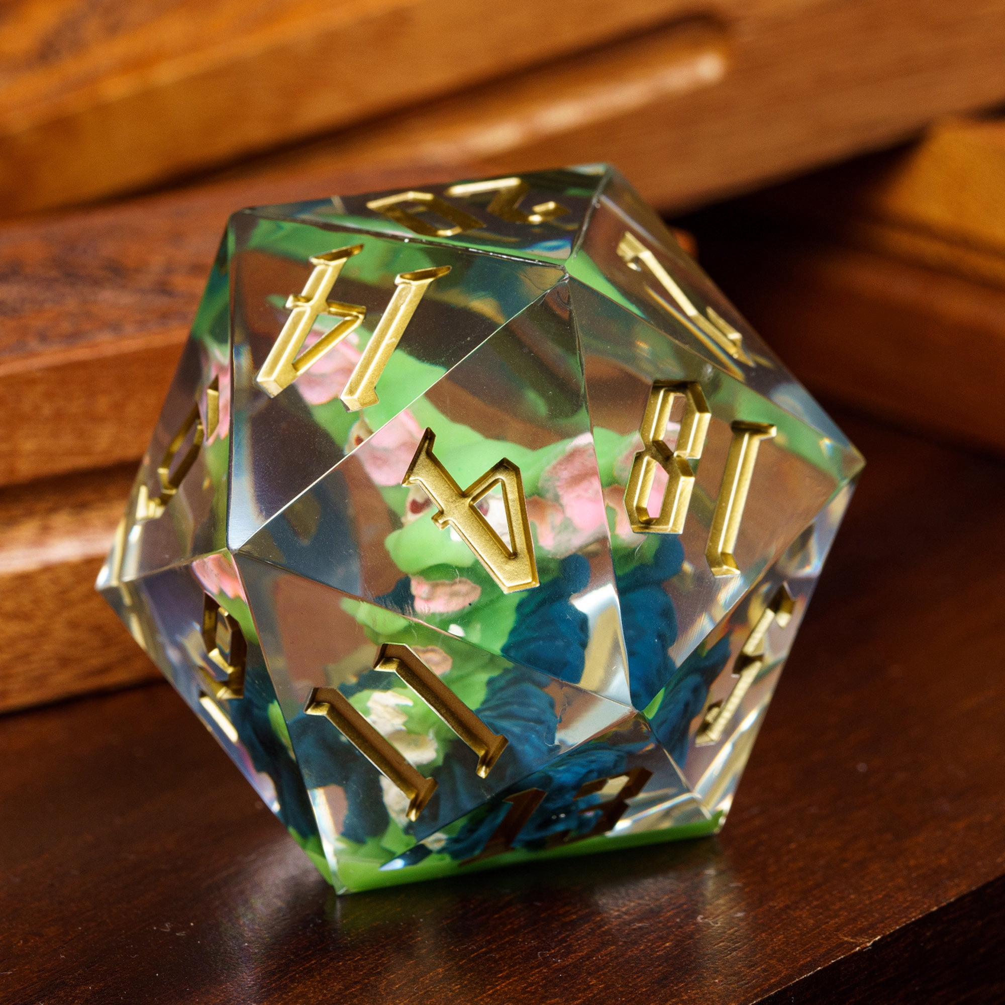 Cusdie 55MM D20 DND Dice Sharp Edges Dice, 20 Sided Resin Skull Dice, Single D20 Polyhedral Dice with Gift Box for Dungeons and Dragons TTRPG Role Playing Game Pathfinder