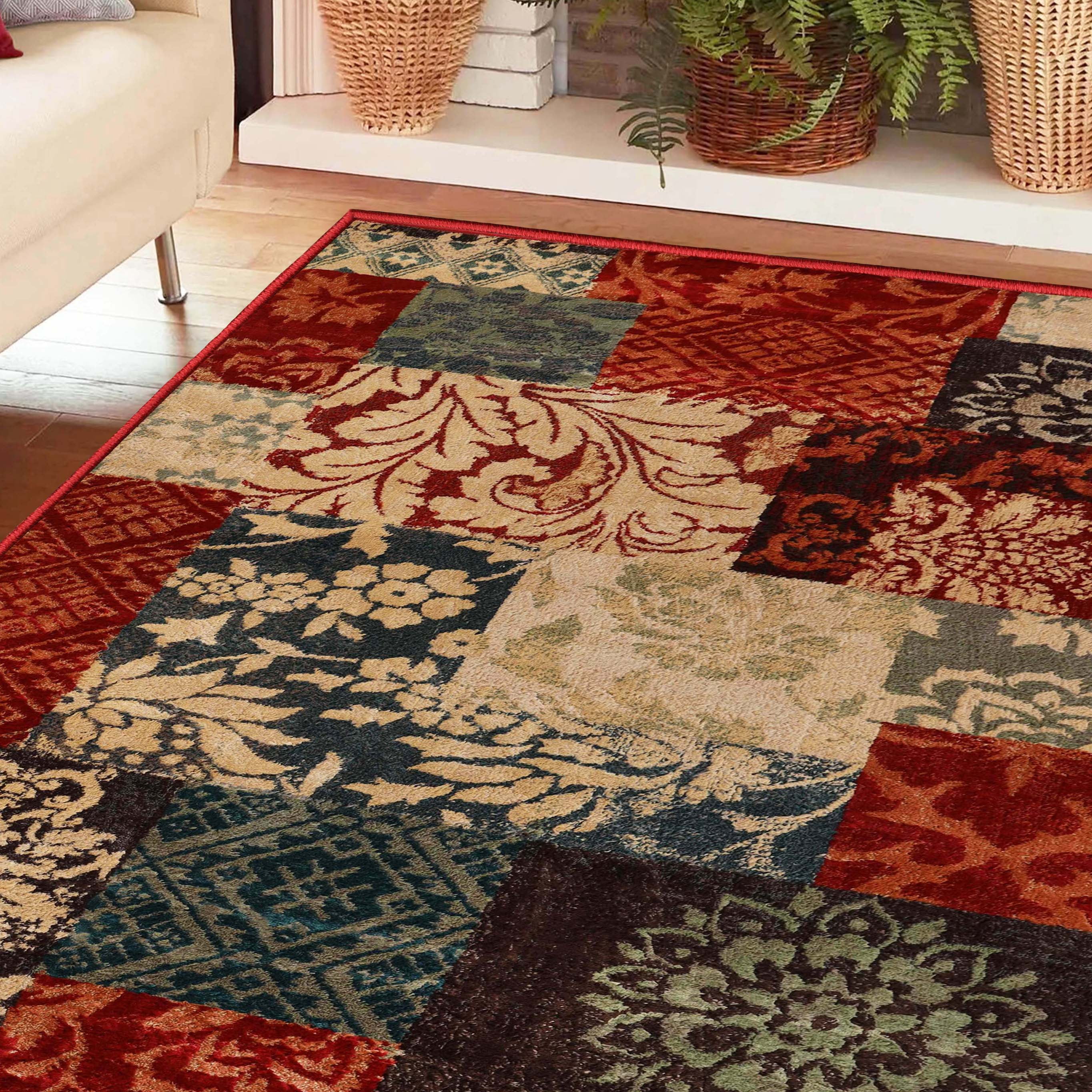 Superior Kennicot Elegant Floral Patchwork Indoor Area Rug, 4' x 6'