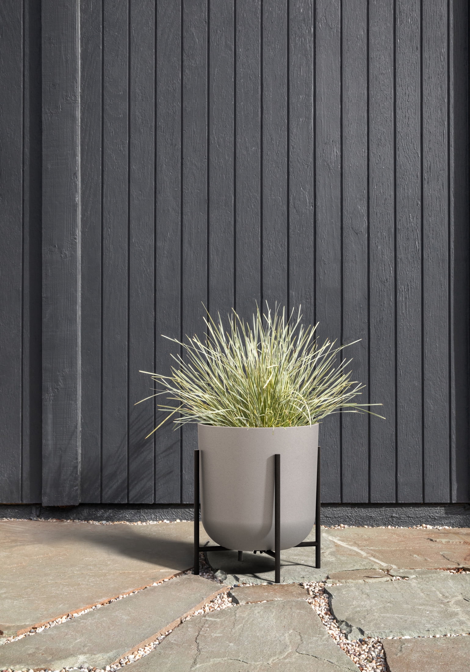 Veradek Mason Series Raised Kona 15" Plastic-Stone Planter with Stand - (Gray/2 Pack)