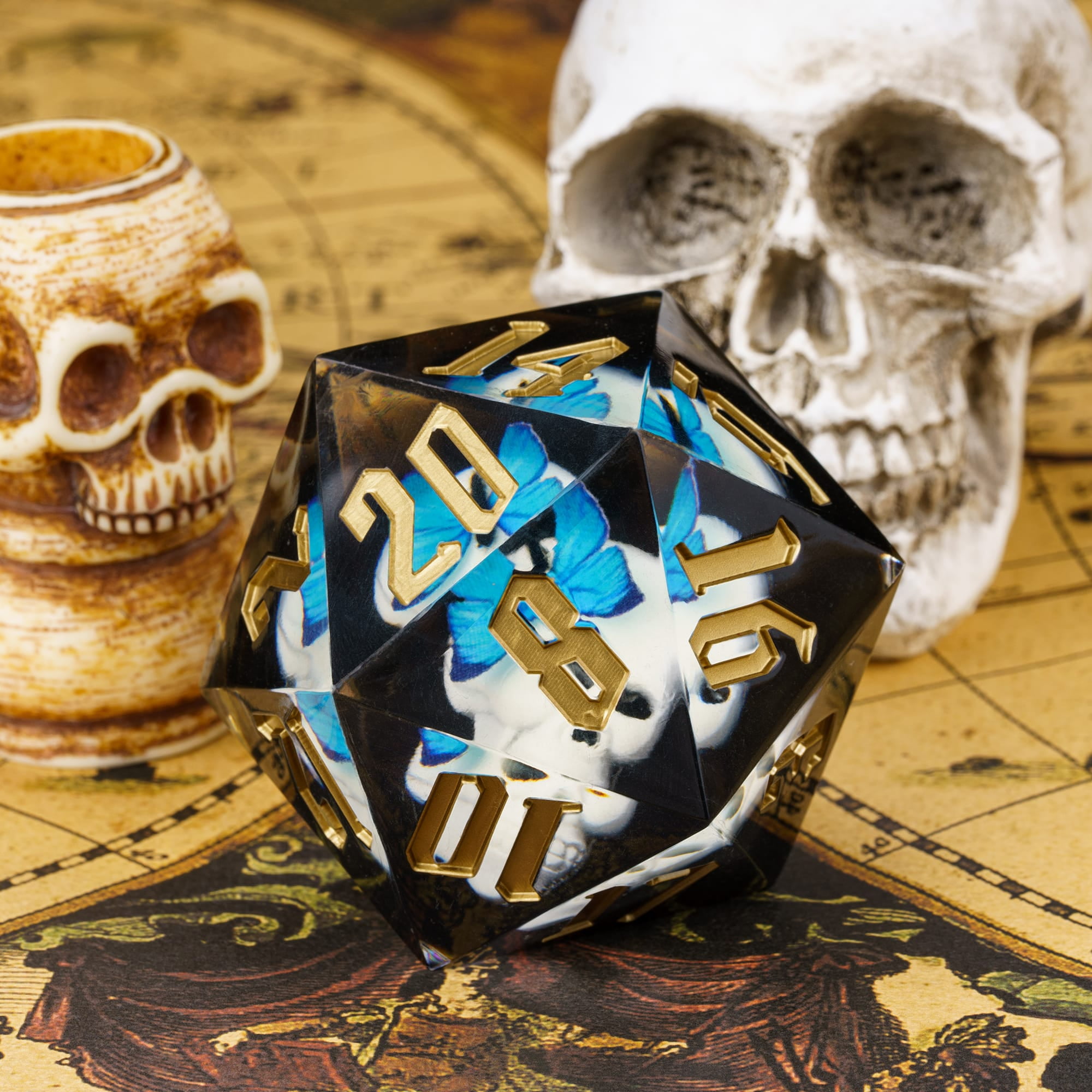 Cusdie 55MM D20 DND Dice Sharp Edges Dice, 20 Sided Resin Skull Dice, Single D20 Polyhedral Dice with Gift Box for Dungeons and Dragons TTRPG Role Playing Game Pathfinder